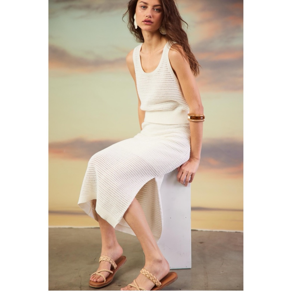 Skies Are Blue White Knit Tank & Skirt